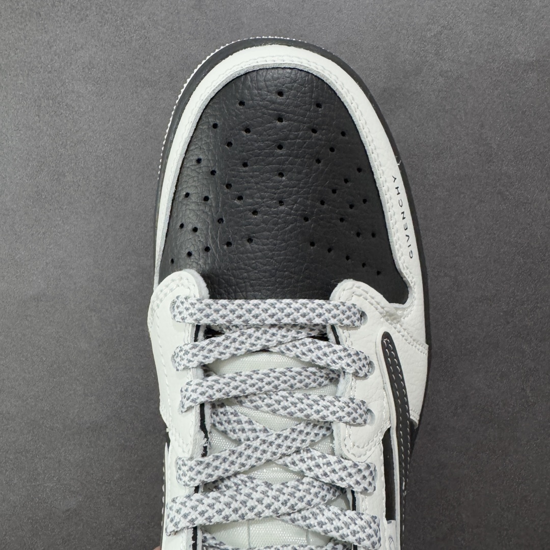 Jordan Sneakers SH528229