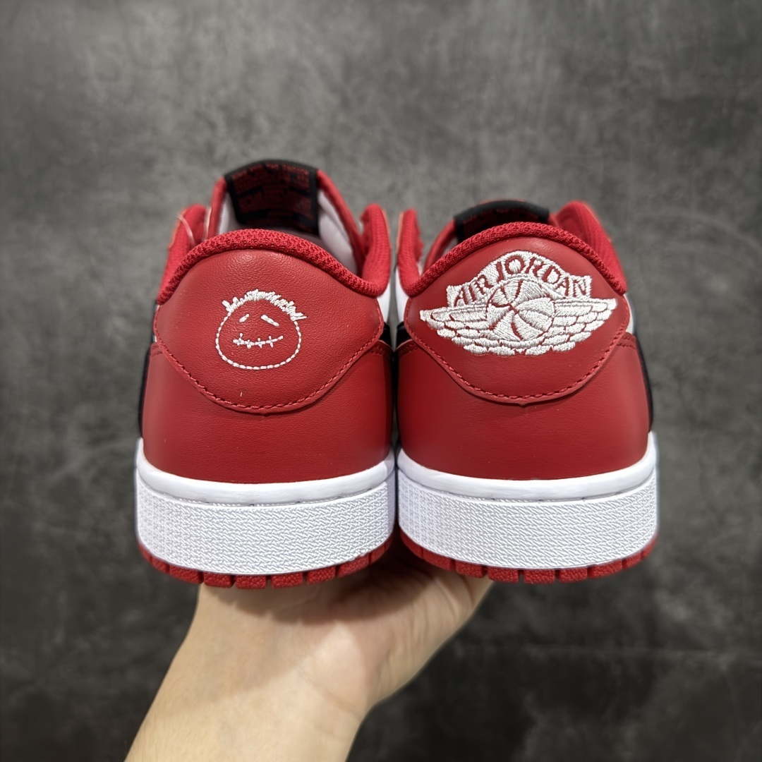 Jordan Sneakers SH528223