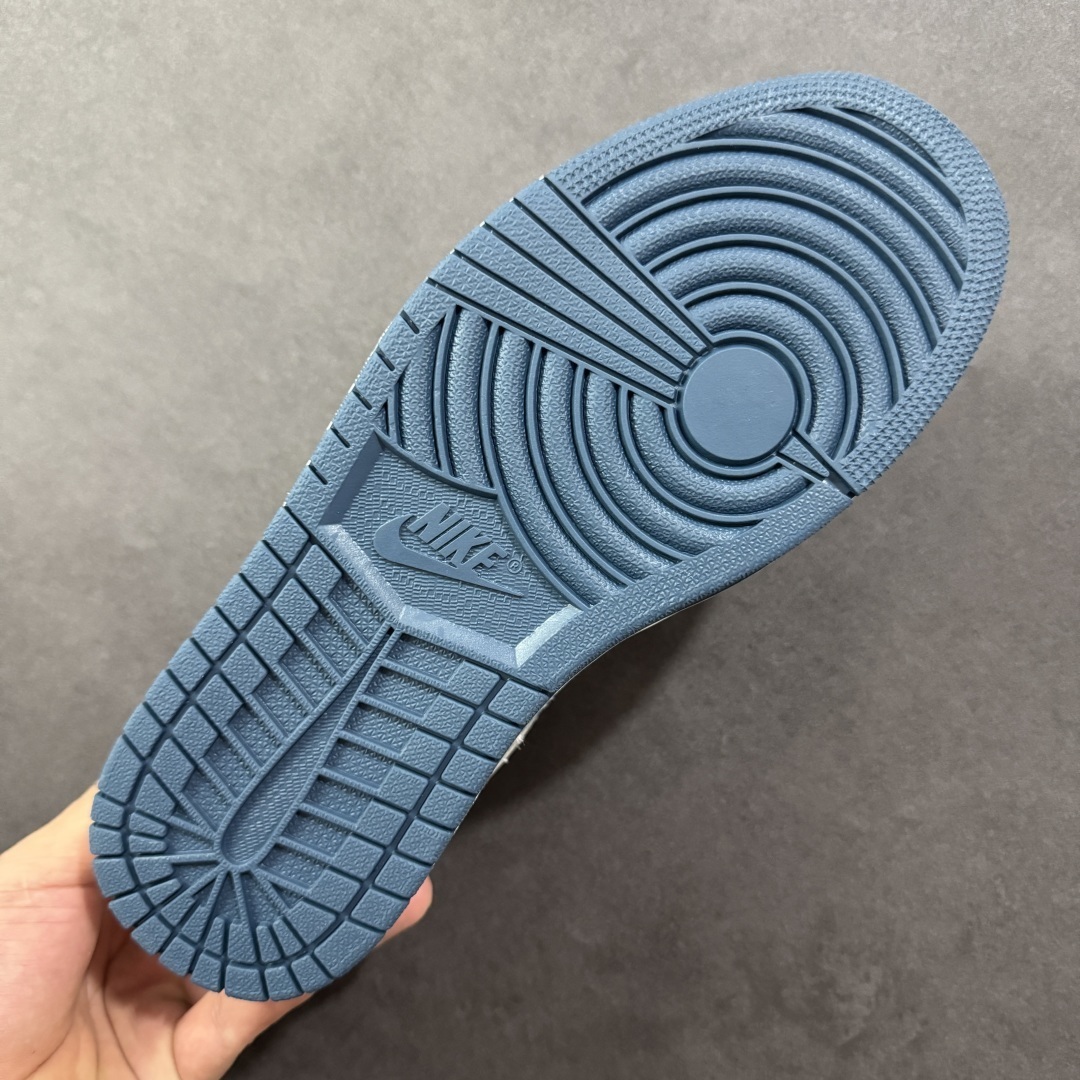 Jordan Sneakers SH528232