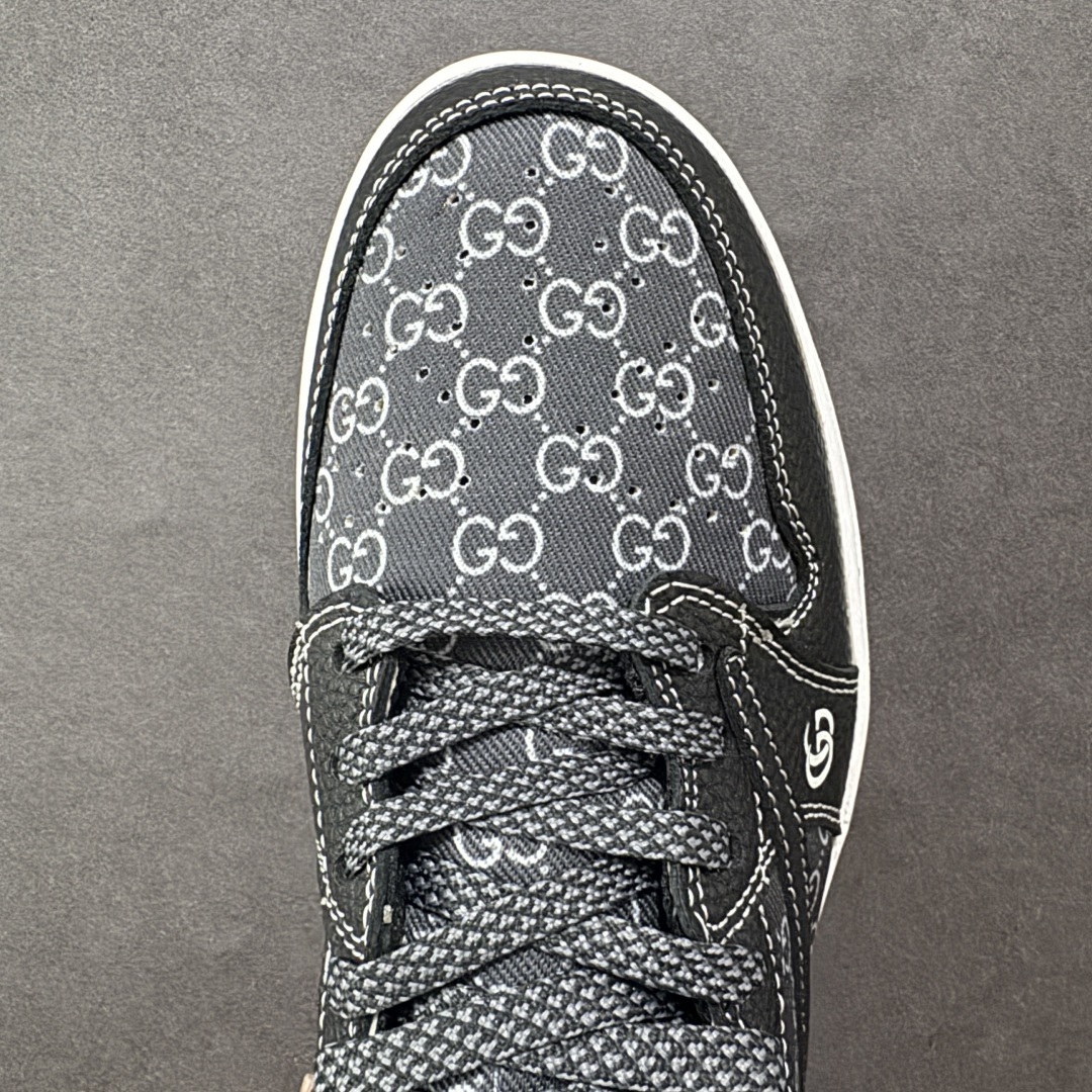 Jordan Sneakers SH528233