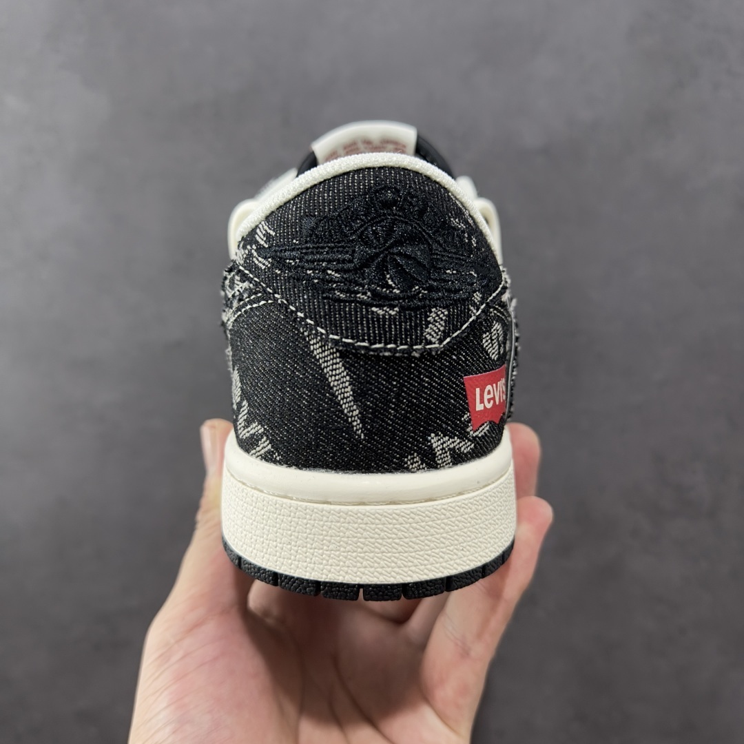 Jordan Sneakers SH528239