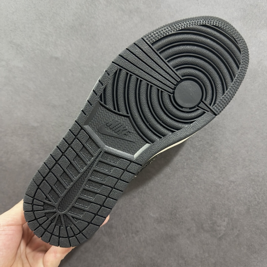 Jordan Sneakers SH528239