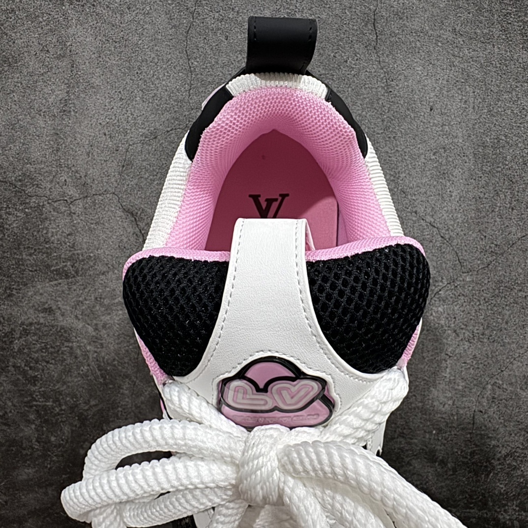 Louis Vuitton Sneakers SH528108