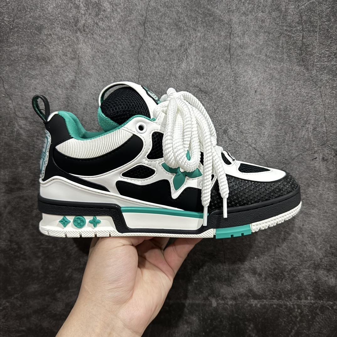 Louis Vuitton Sneakers SH528106