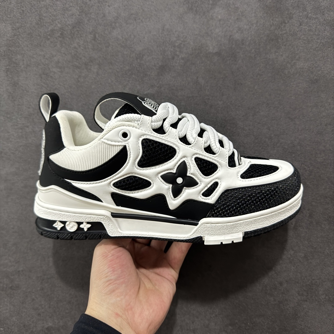 Louis Vuitton Sneakers SH528103