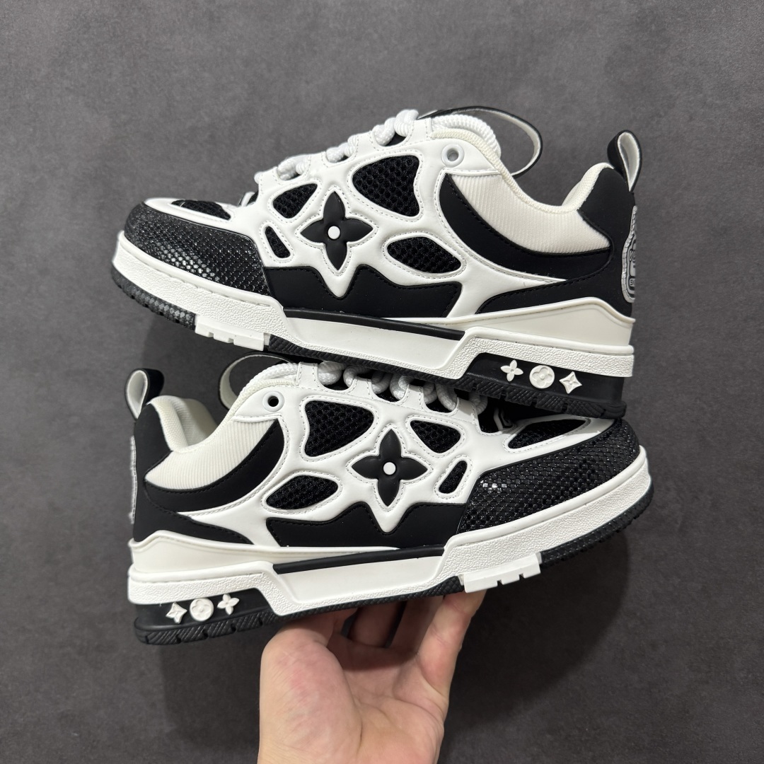 Louis Vuitton Sneakers SH528103