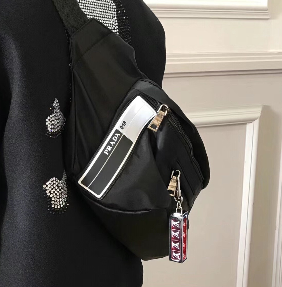 Louis Vuitton Accessories KC828007