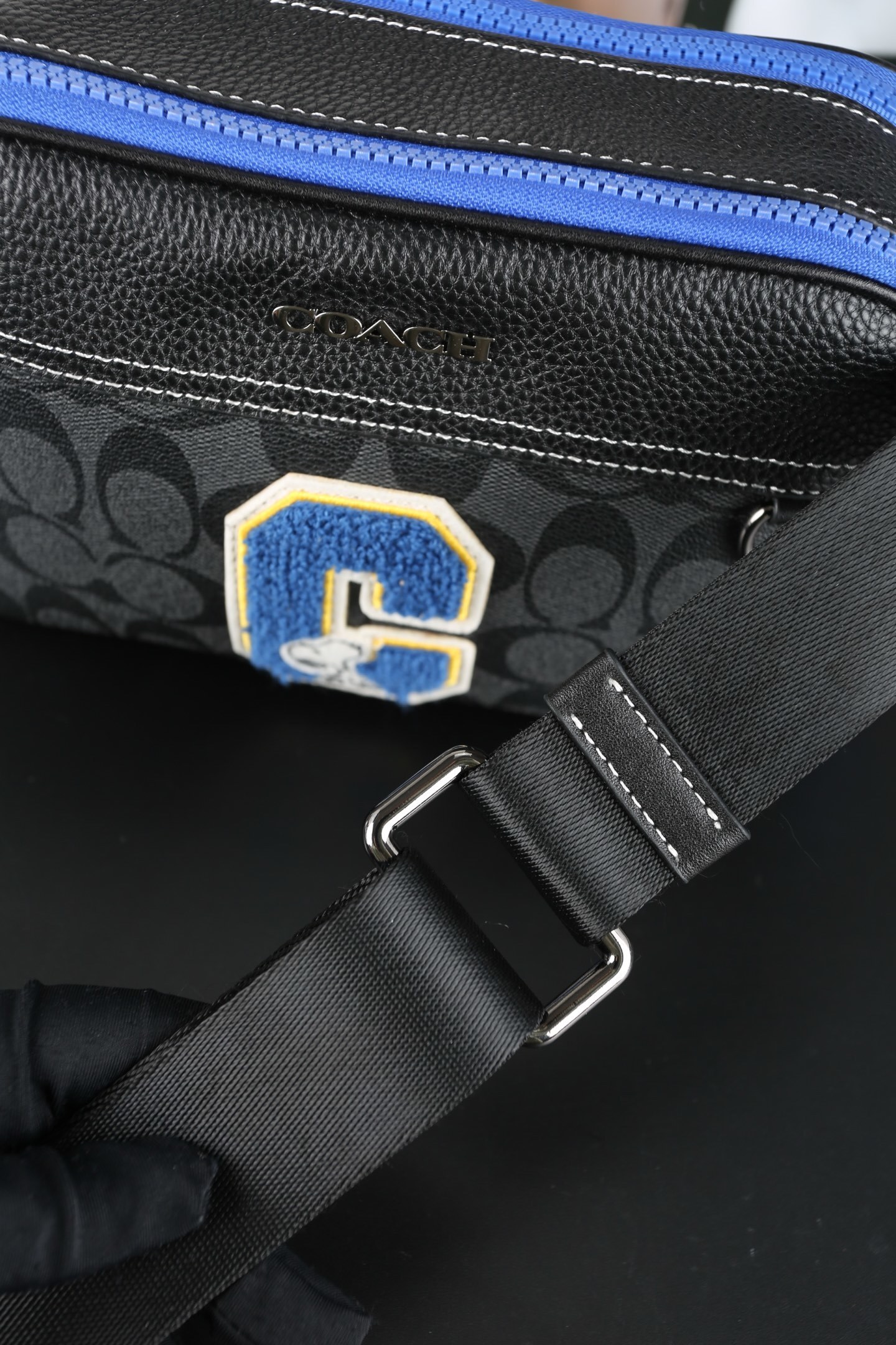 黑色男士挎包-口 BG868004