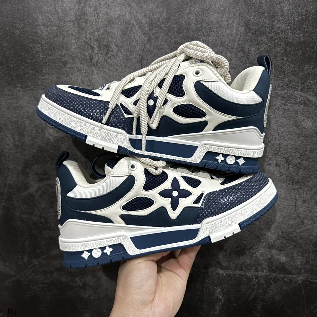 Louis Vuitton Sneakers SH528104