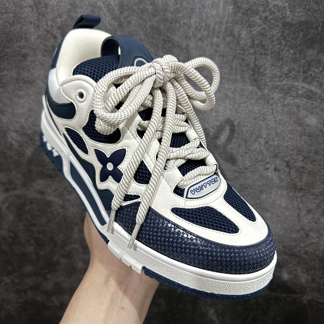 Louis Vuitton Sneakers SH528104