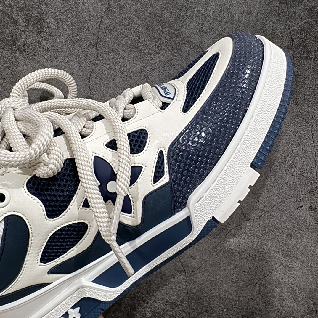 Louis Vuitton Sneakers SH528104