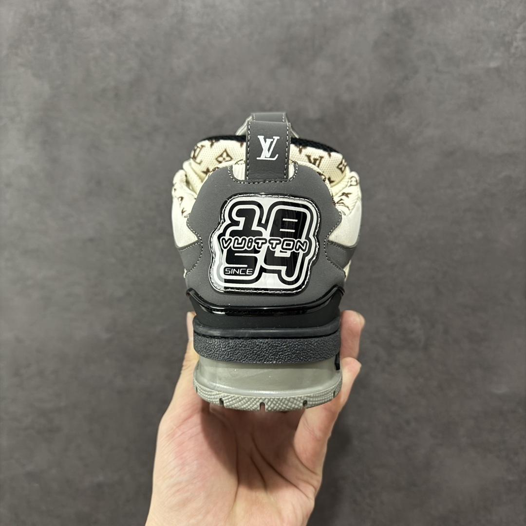 Louis Vuitton Sneakers SH528101