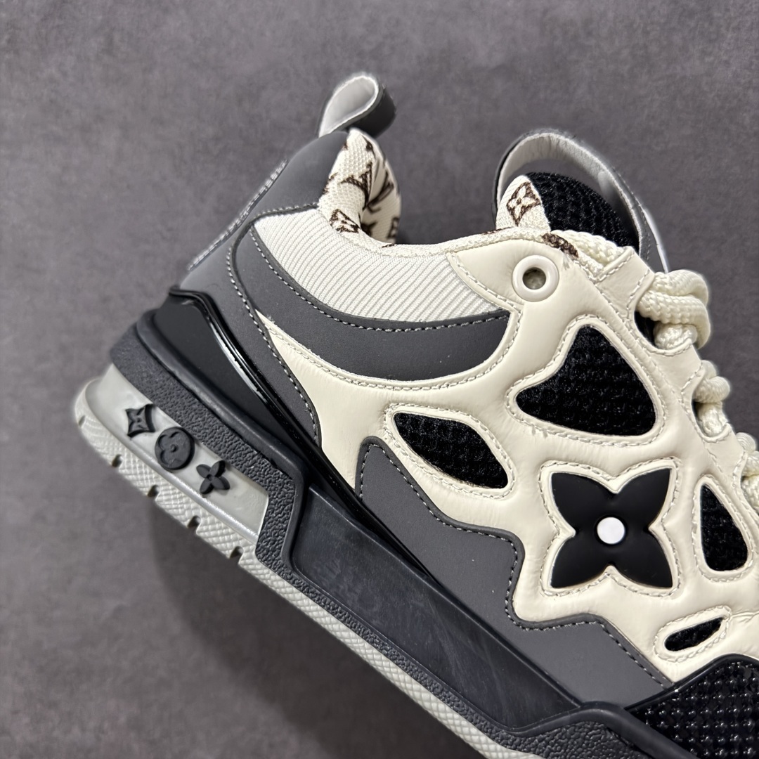 Louis Vuitton Sneakers SH528101