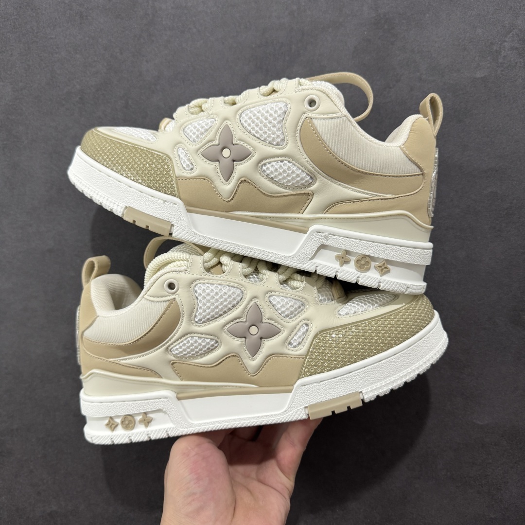 Louis Vuitton Sneakers SH528100