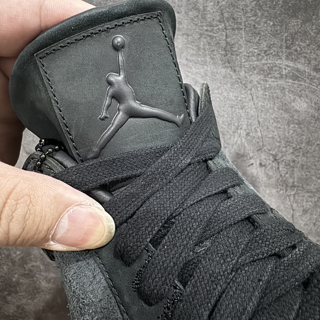 Jordan Sneakers SH528221
