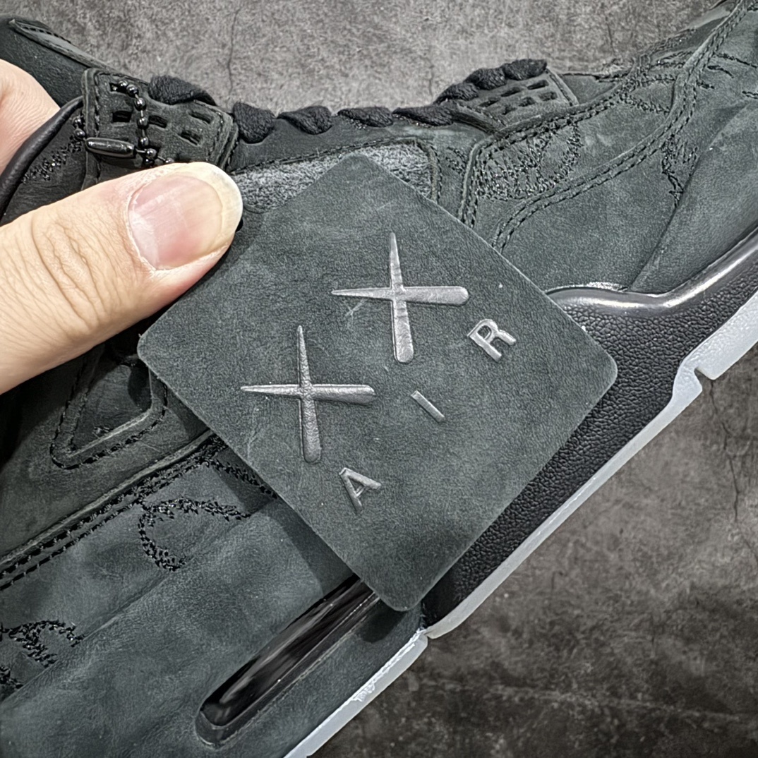 Jordan Sneakers SH528221