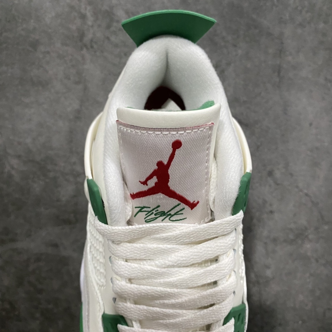 Jordan Sneakers SH528211