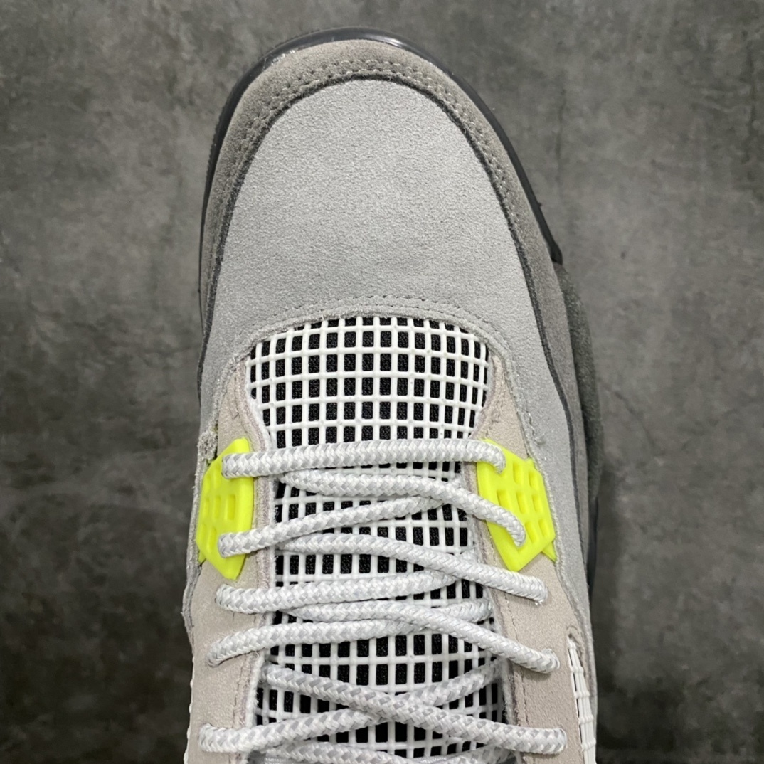 Jordan Sneakers SH528210