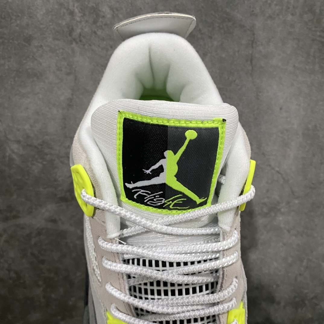 Jordan Sneakers SH528210