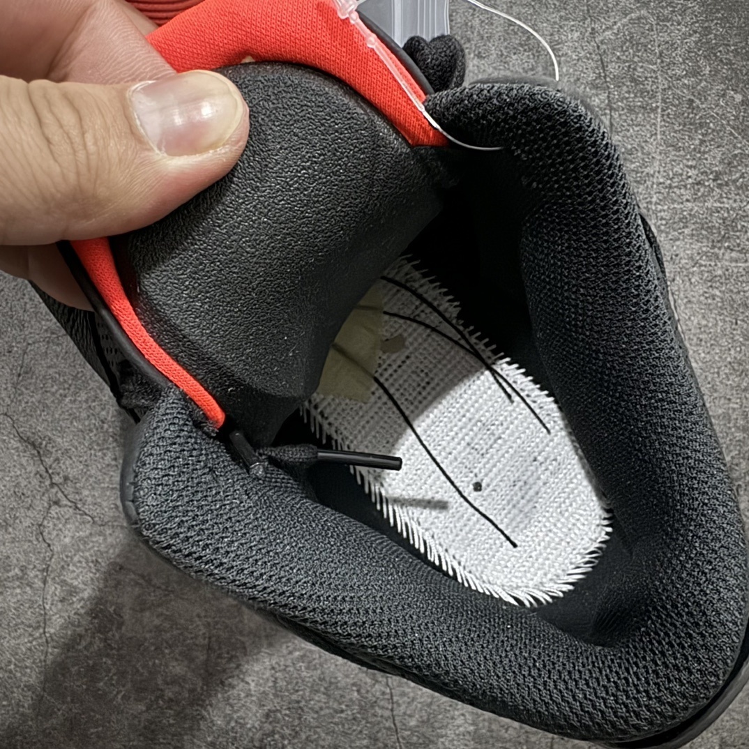Jordan Sneakers SH528283
