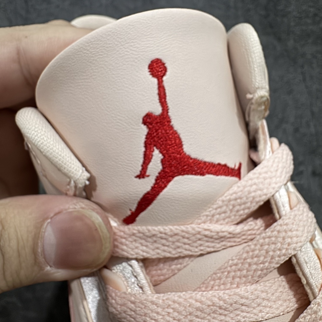 Jordan Sneakers SH528282