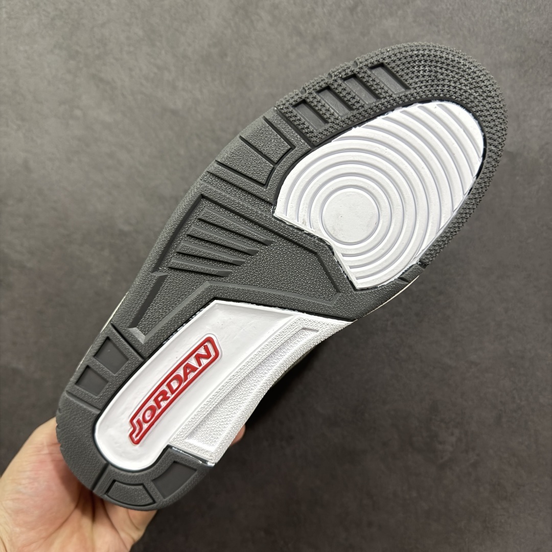 Jordan Sneakers SH528248