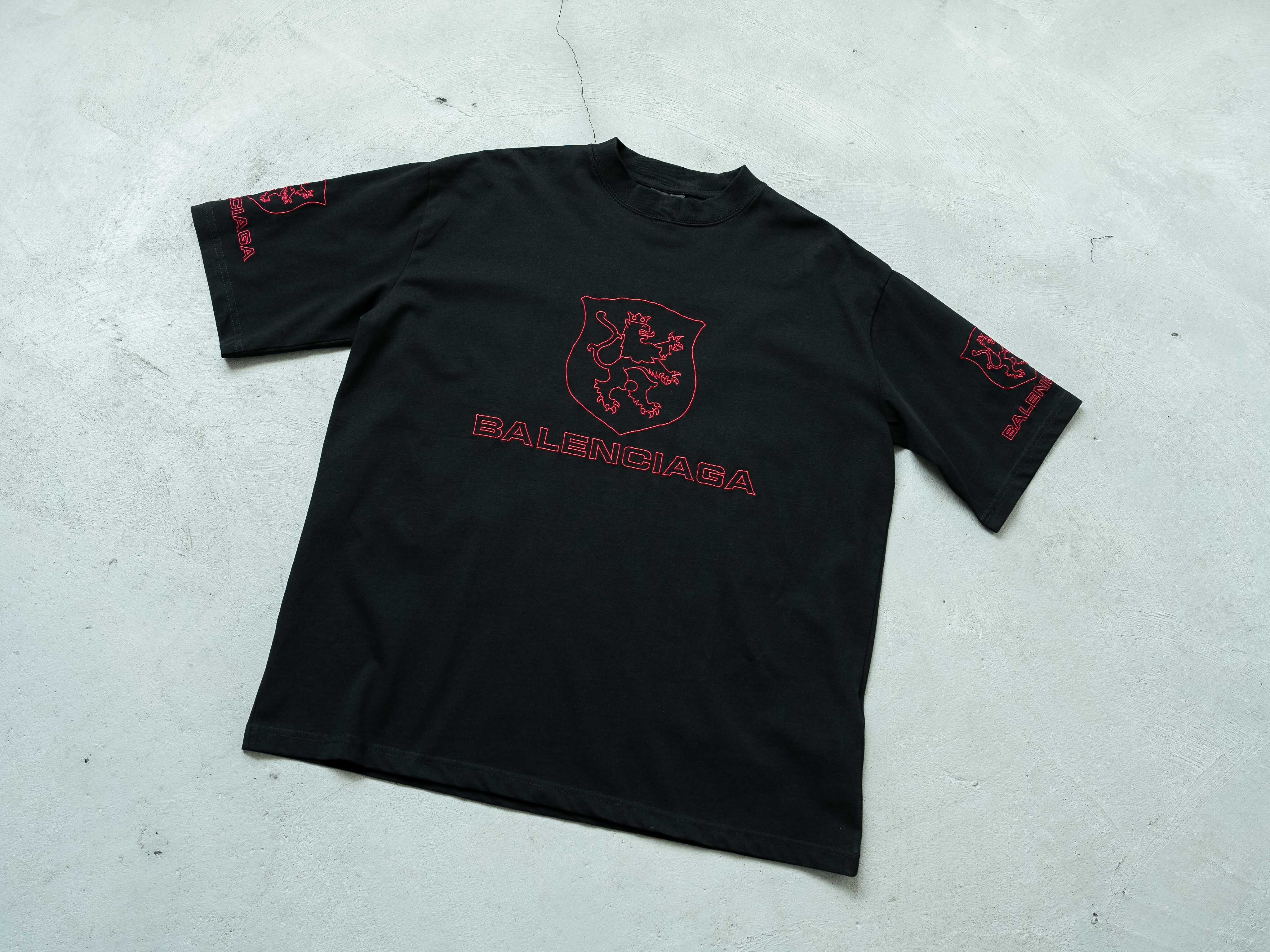 1to1reps T-Shirts fashion reps product 黑色红刺绣短袖T恤-离 886037