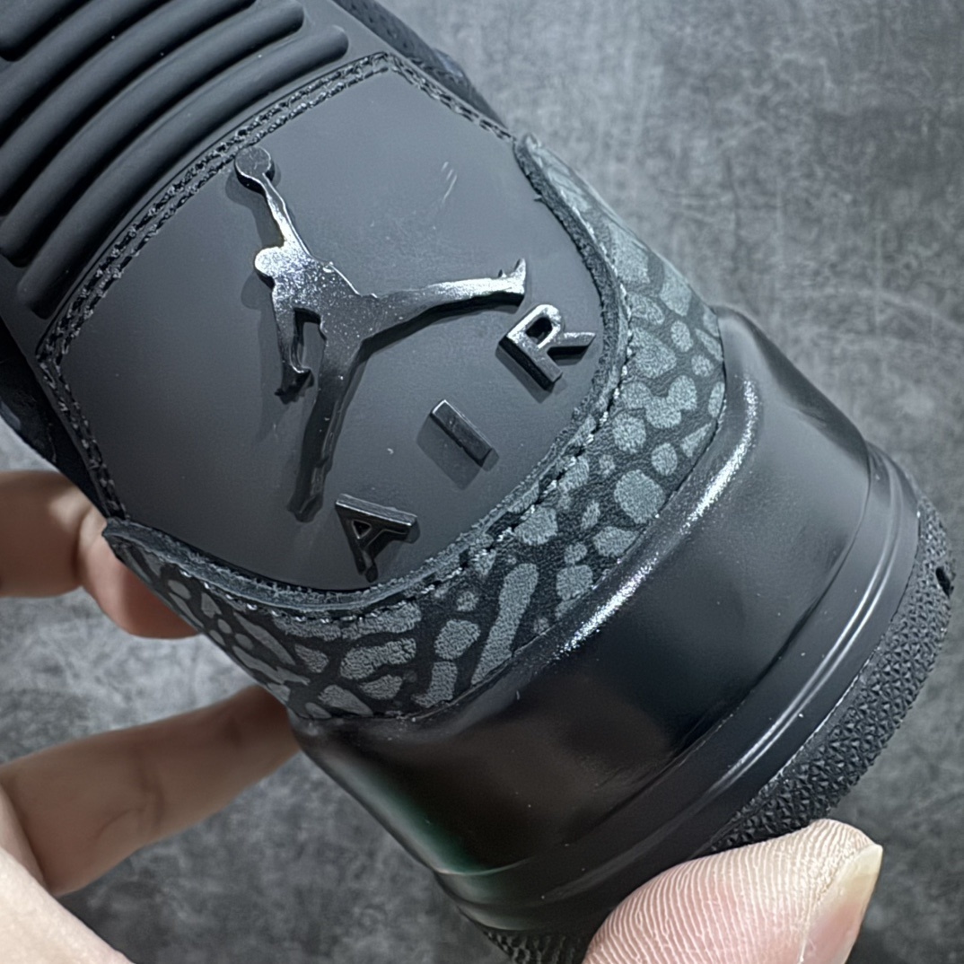 Jordan Sneakers SH528281