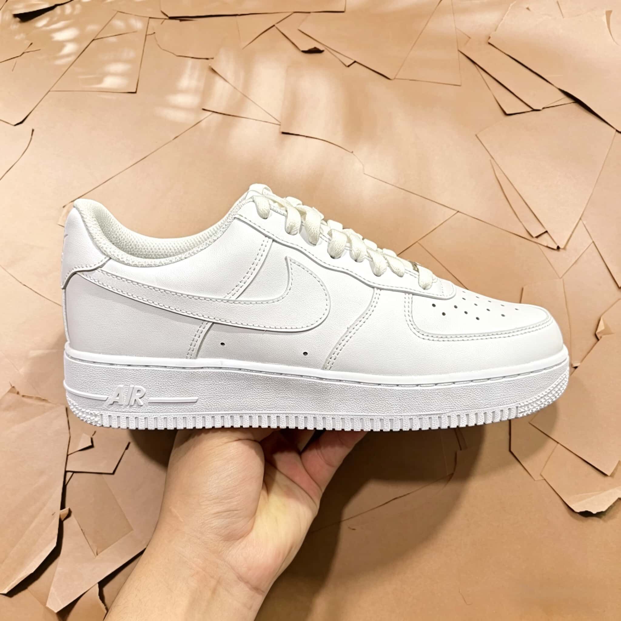 Nike Sneakers T538011