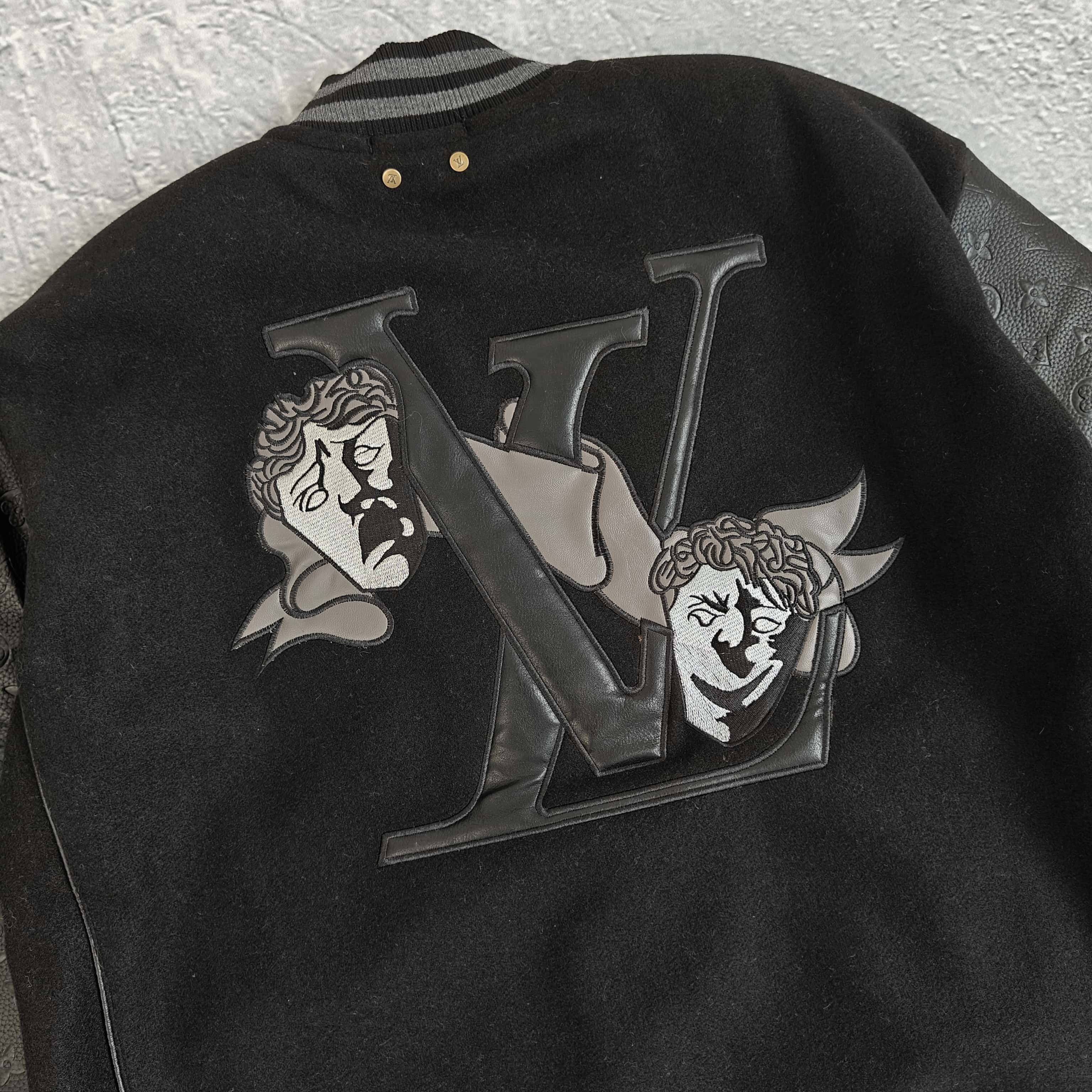 Louis Vuitton Jacket 886056