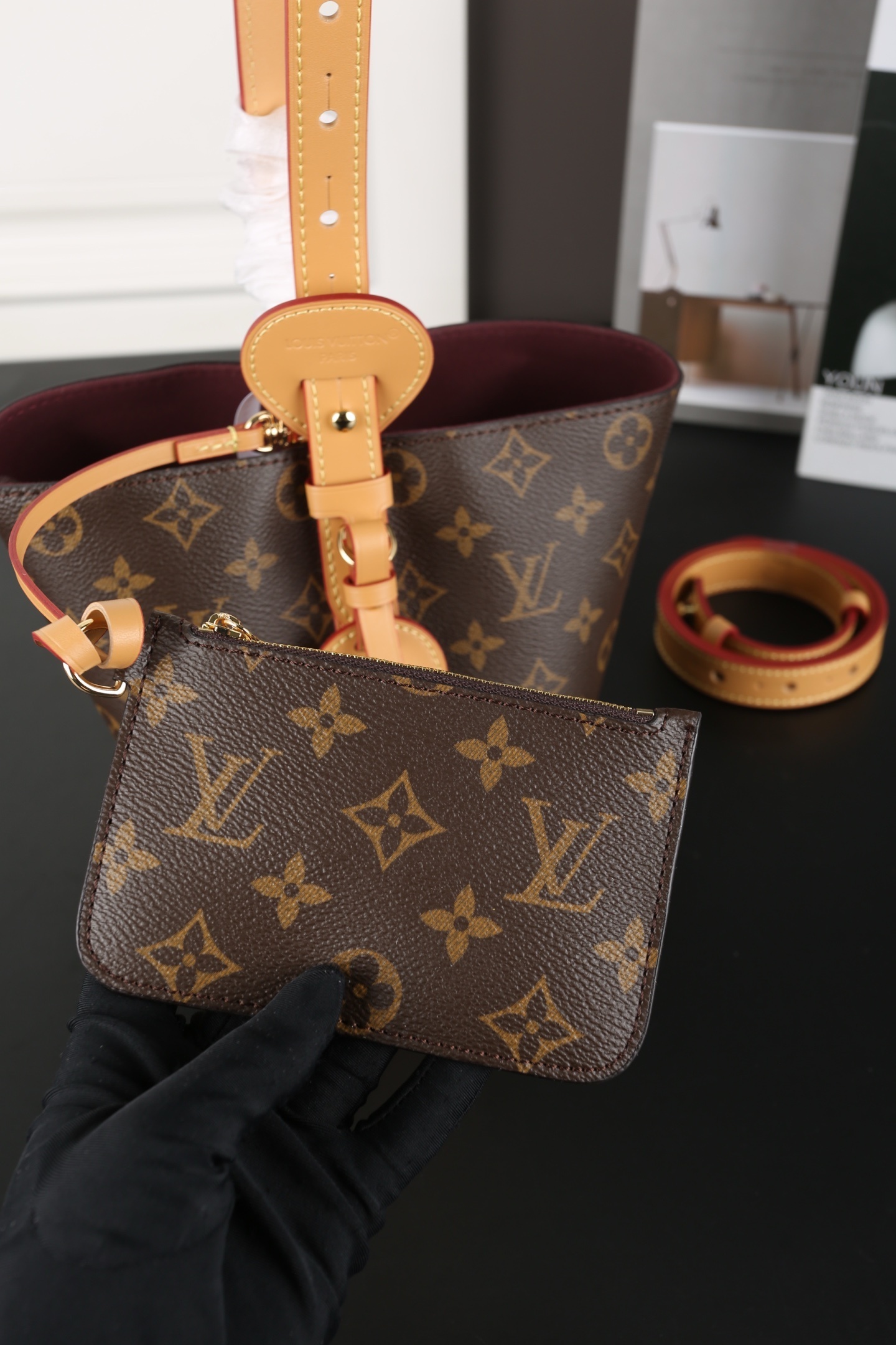 Louis Vuitton Bag BG868002