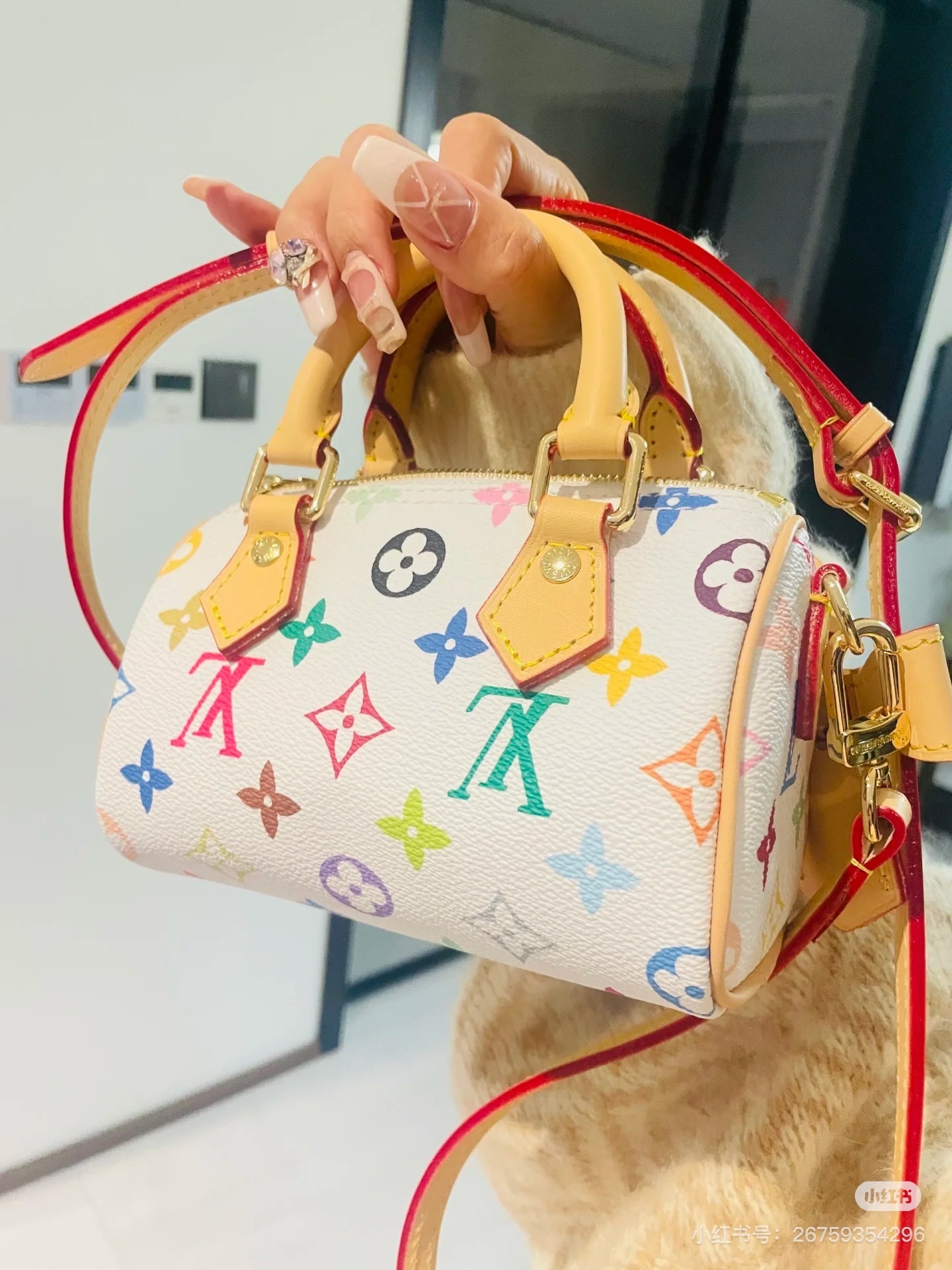 Louis Vuitton Bag BG868007