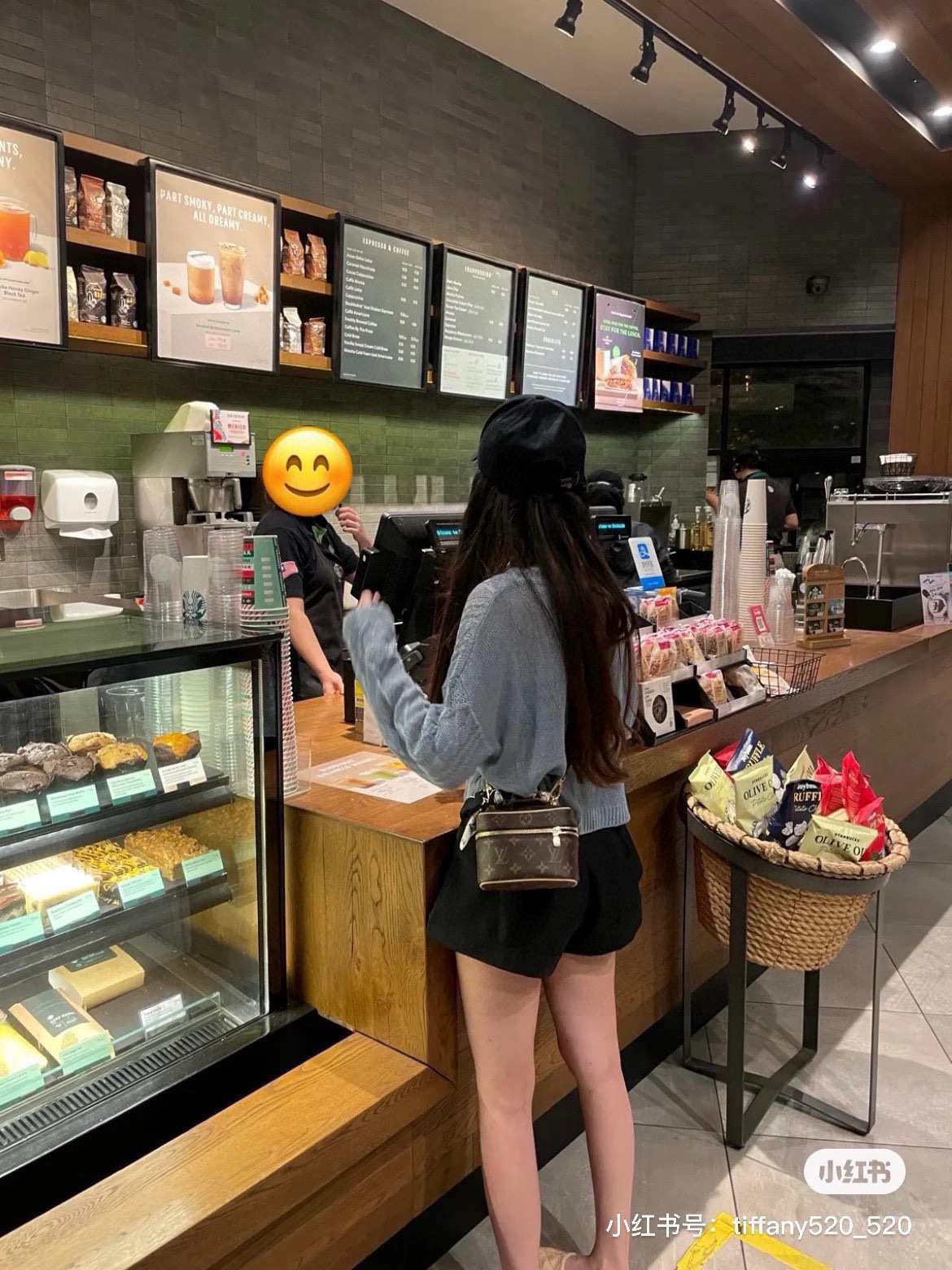 Louis Vuitton Bag BG868006