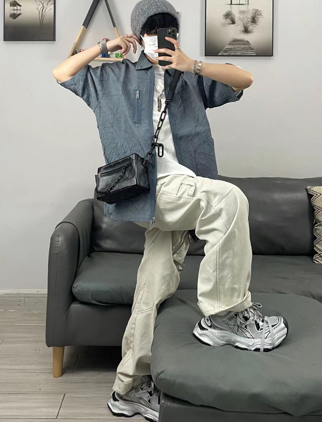 小盒子挎包 M68906